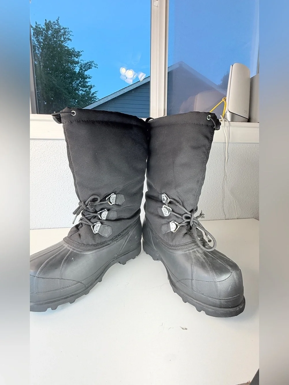 Sorel Glacier Black Insulated Winter Snow Boots Mens Size 10